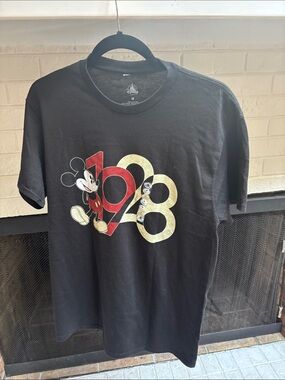 Disney Black Mickey Mouse 1928 Graphic Tee - Men's
